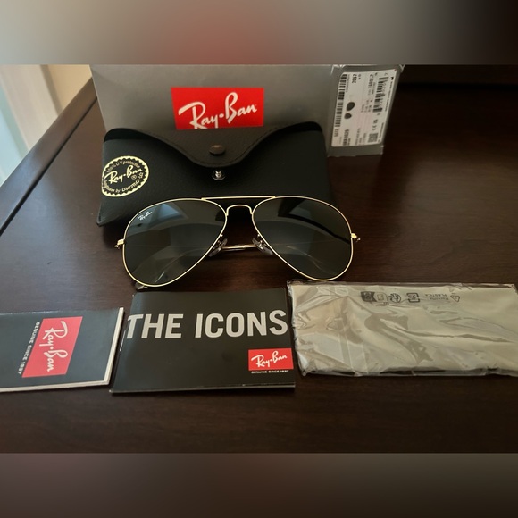 New Ray-Ban Aviator classic Sunglasses unisex main image 2